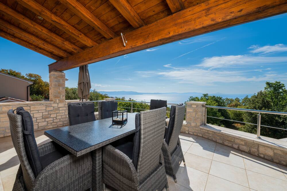 Photo of Patio Balcony in Ripenda Kosi