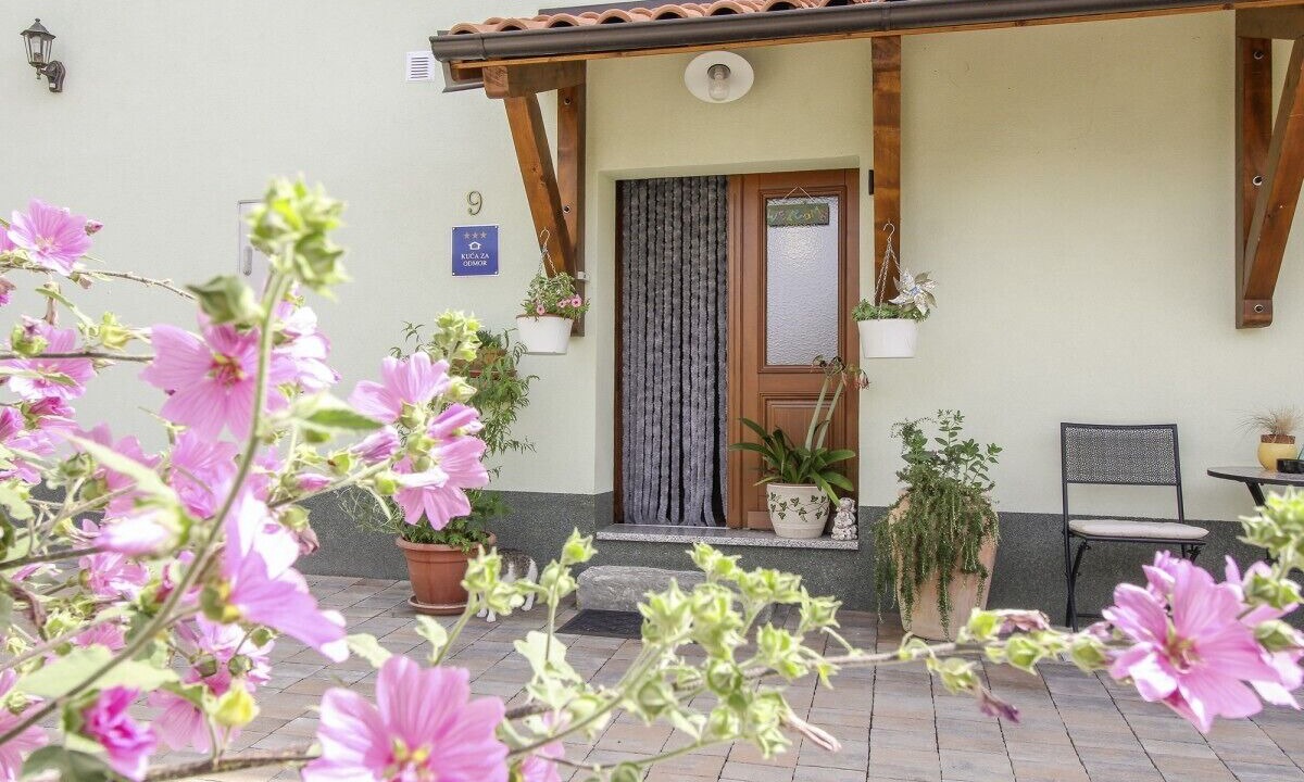 Photo of Patio Balcony in Grabri