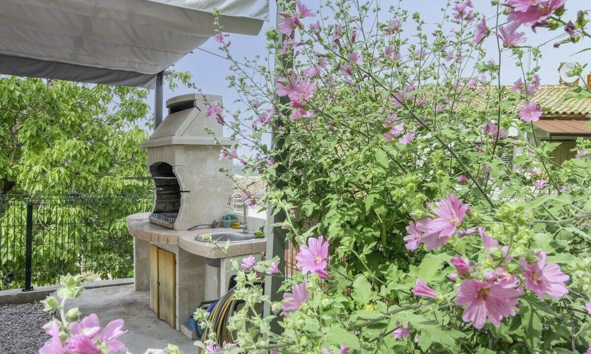 Photo of Outdoor in Grabri