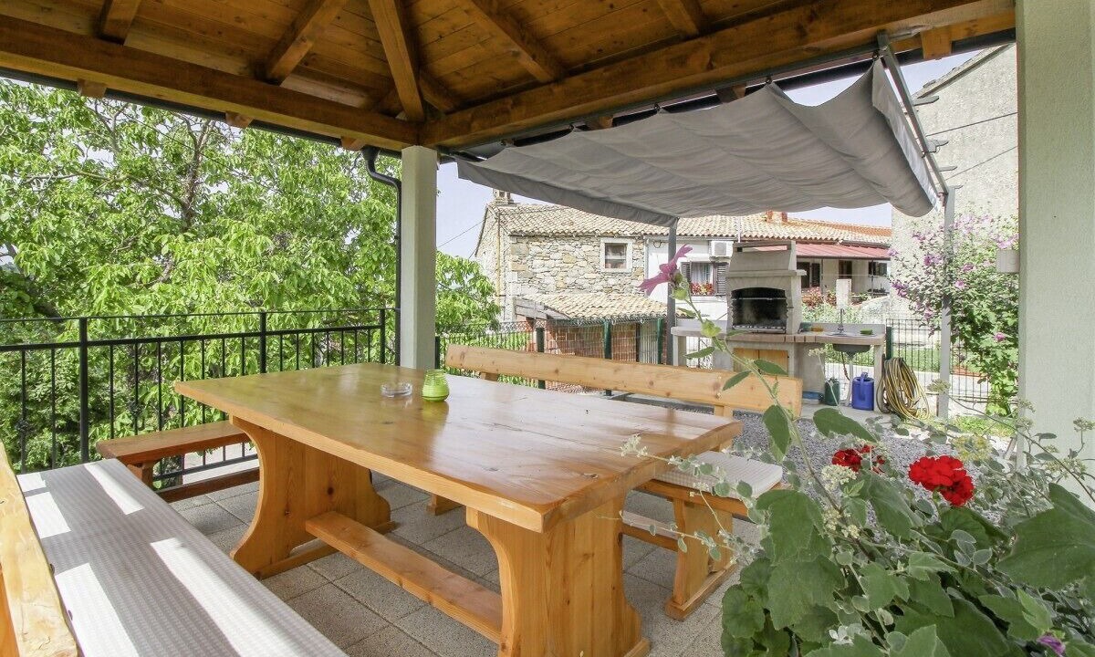 Photo of Outdoor in Grabri