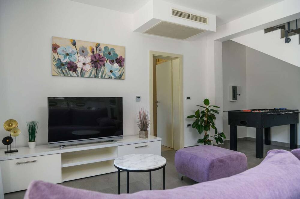 Photo of Livingroom in Brgod