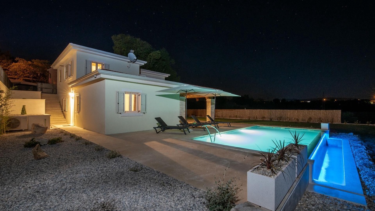 Photo of Outdoor in Vinez