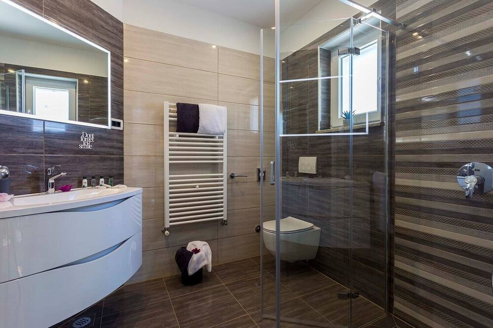 Photo of Bathroom in Belavici