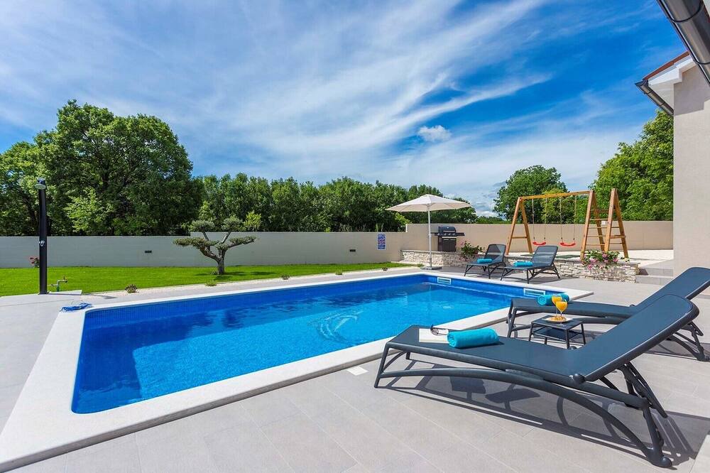 Photo of Outdoor in Belavici