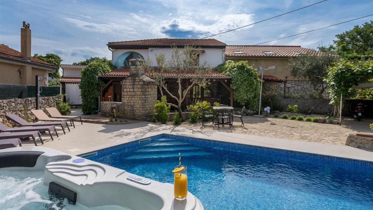 Photo of Outdoor in Rasopasno