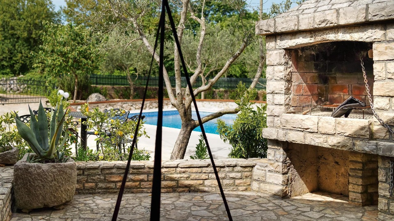 Photo of Outdoor in Rasopasno