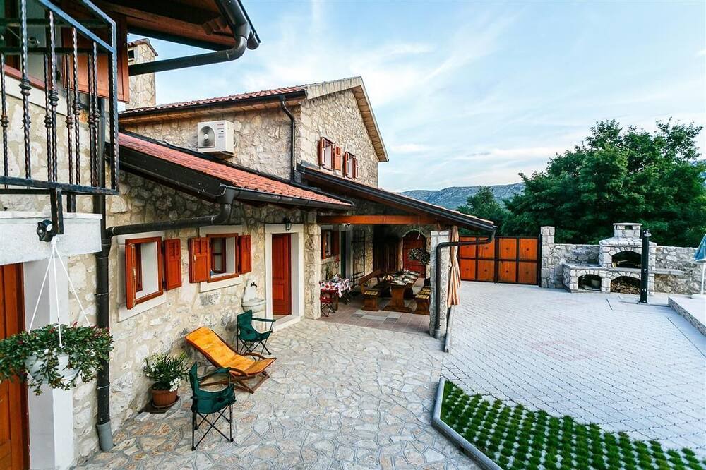Photo of Patio Balcony in Drivenik