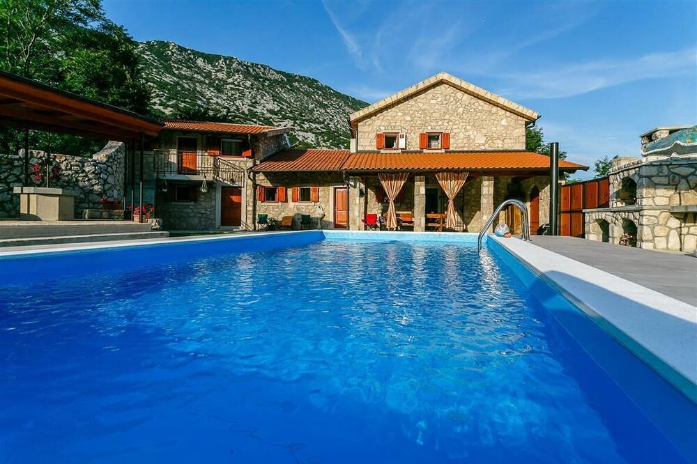 Photo of Outdoor in Drivenik