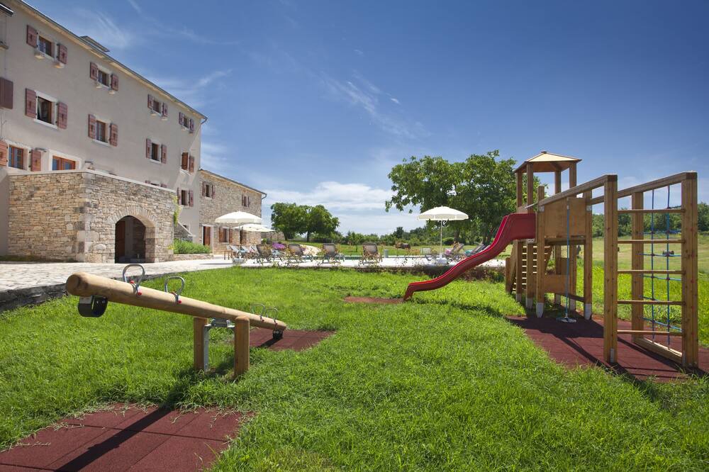 Photo of Others in Makovci