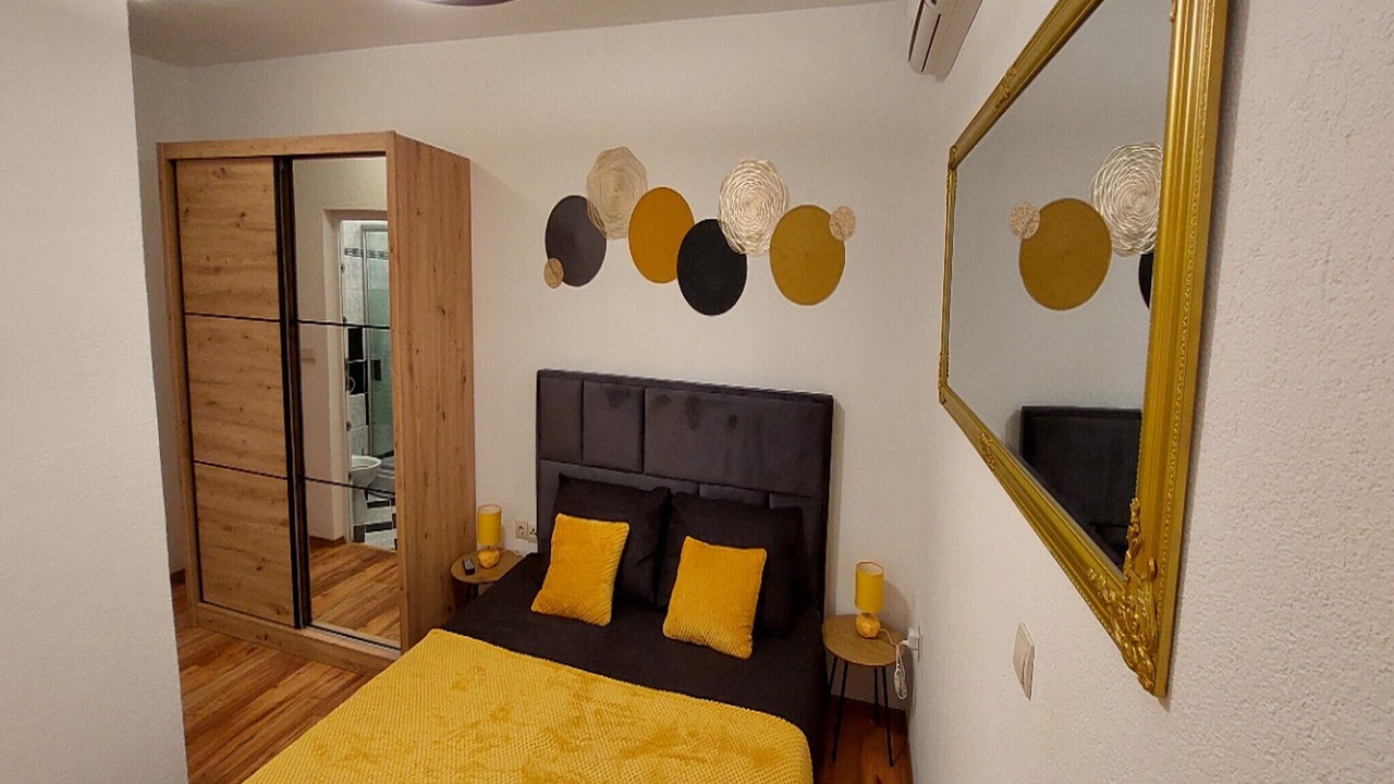 Photo of Bedroom in Cres