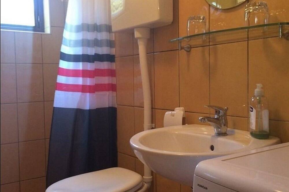 Photo of Bathroom in Zuljana