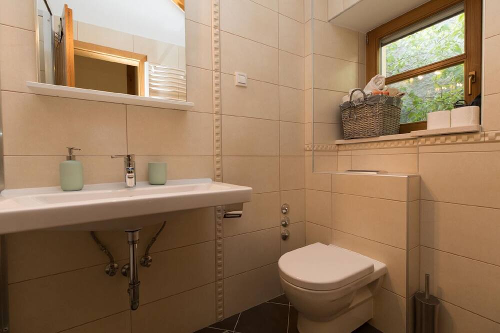 Photo of Bathroom in Borak