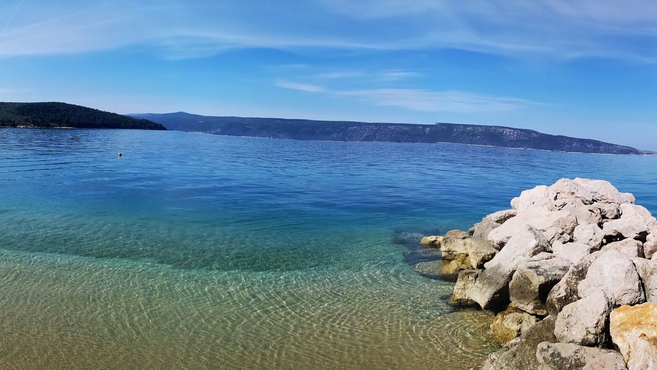 Photo of Others in Cres