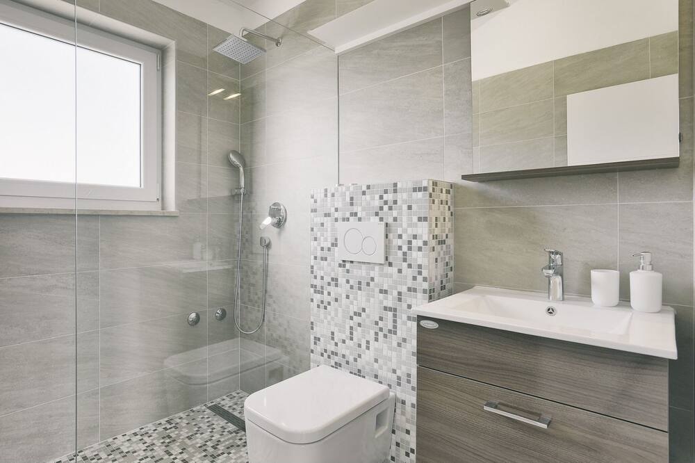 Photo of Bathroom in Medulin