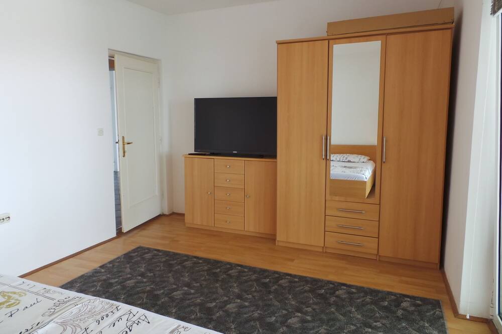 Photo of Bedroom in Ika