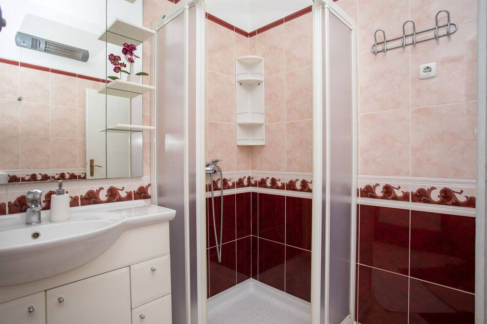 Photo of Bathroom in Cokuni