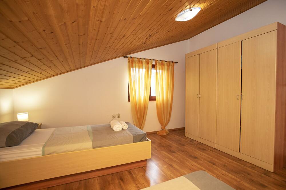 Photo of Bedroom in Cokuni
