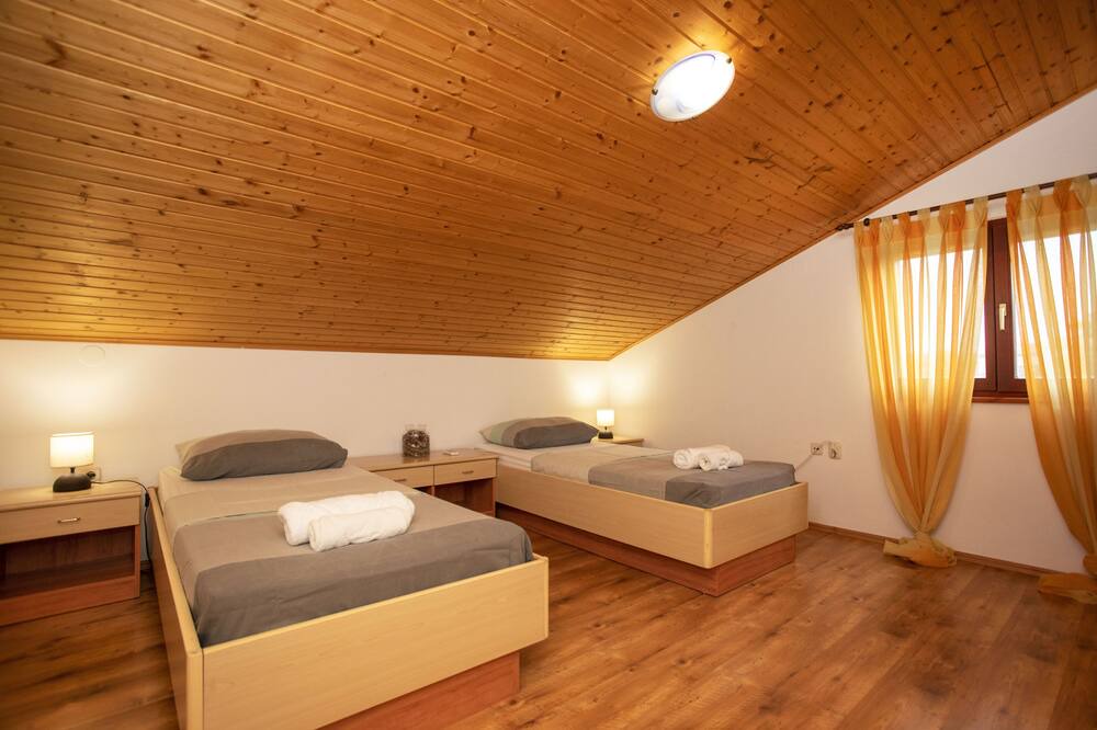 Photo of Bedroom in Cokuni