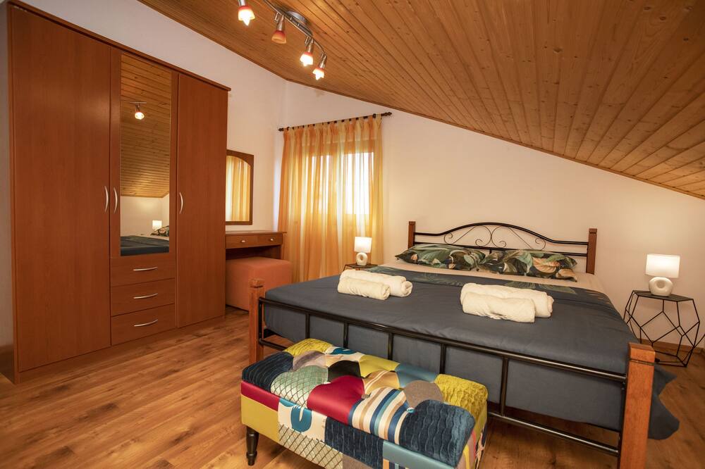Photo of Bedroom in Cokuni