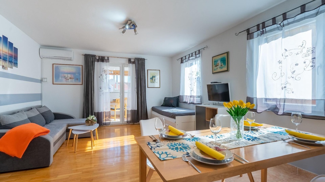 Photo of Livingroom in Cres