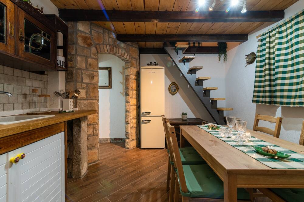 Photo of Kitchen in Grohote
