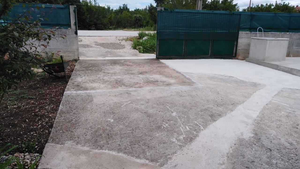 Photo of Outdoor in Srijane