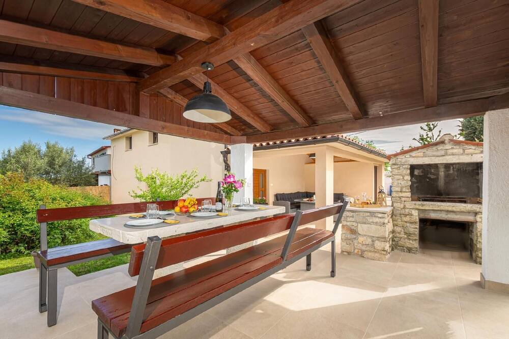 Photo of Outdoor in Rebici