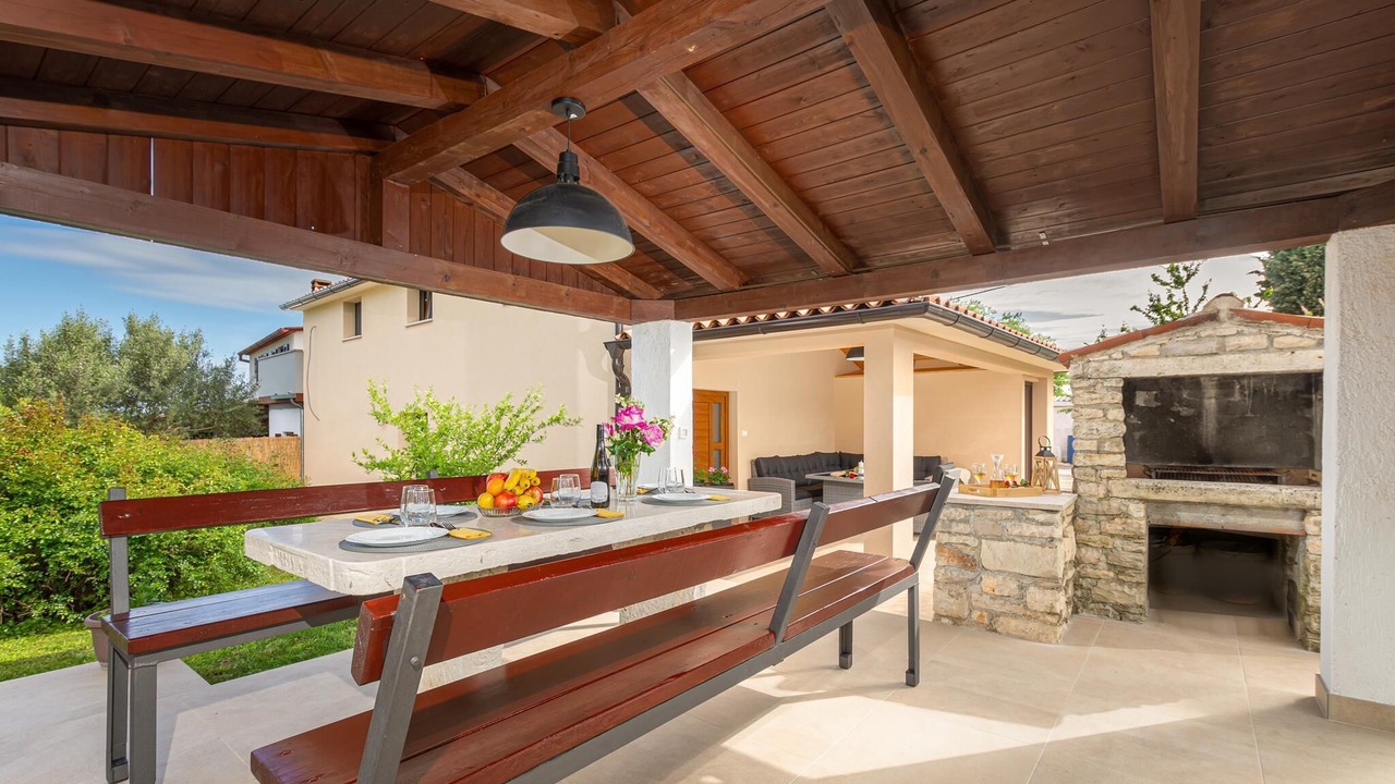 Photo of Outdoor in Rebici