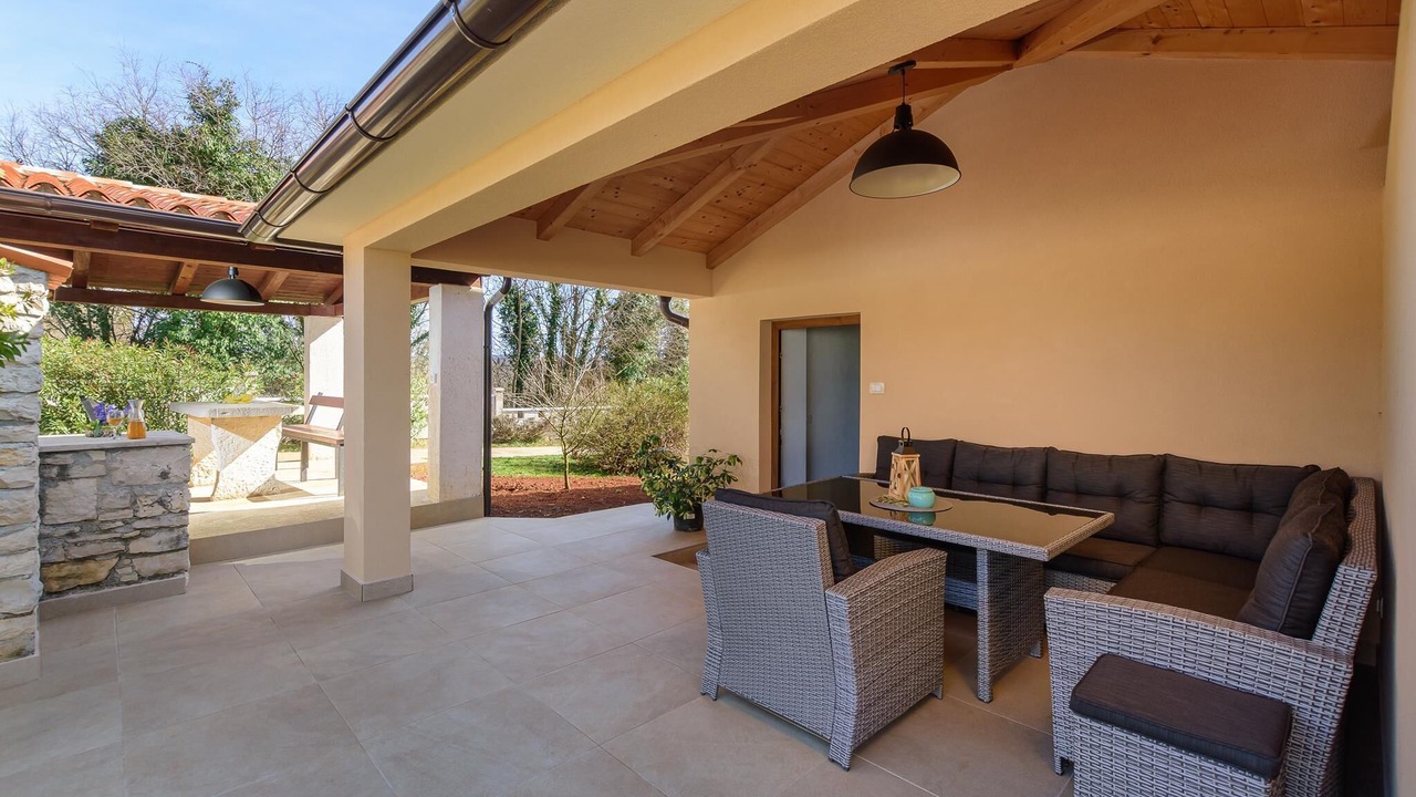 Photo of Patio Balcony in Rebici