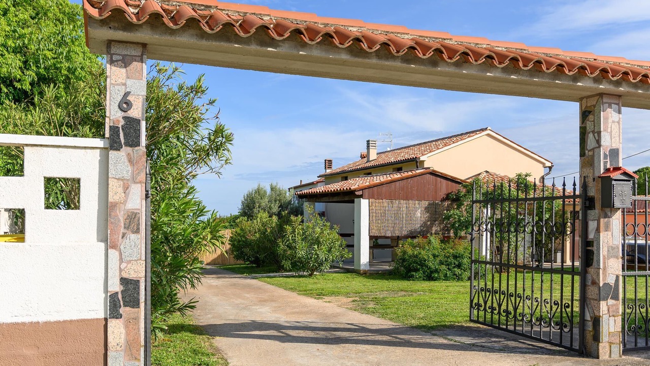 Photo of Outdoor in Rebici