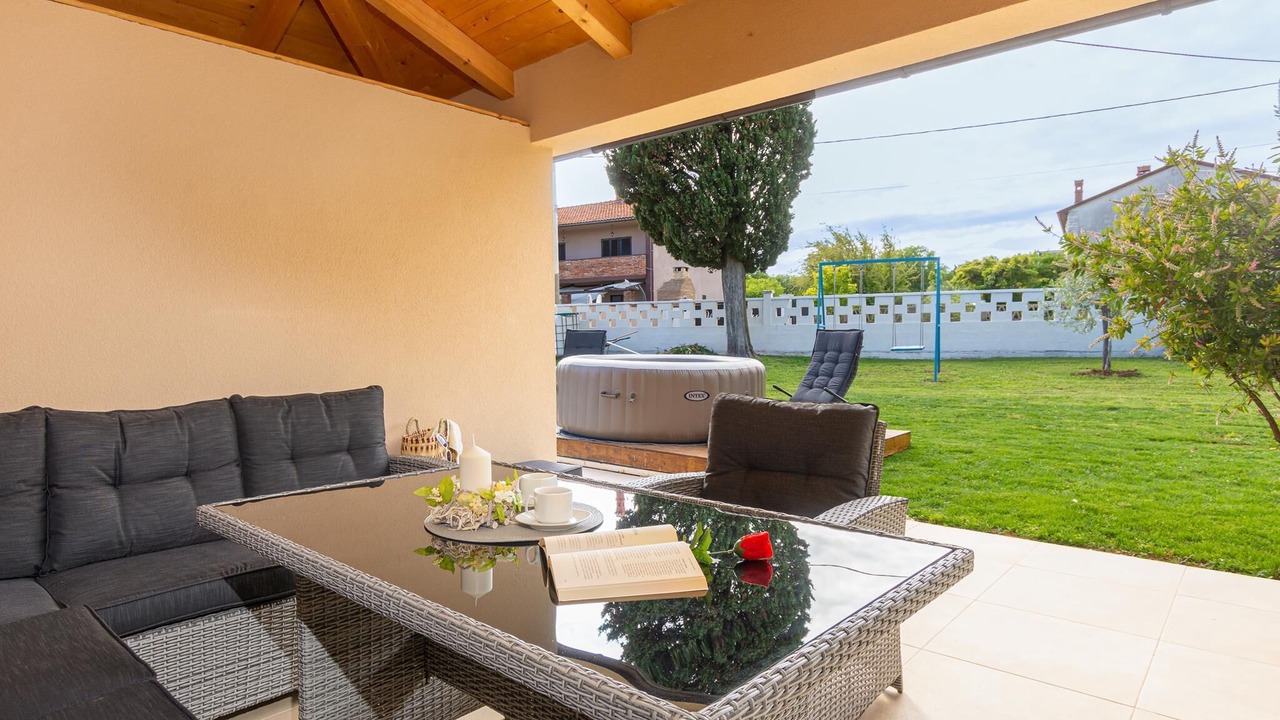 Photo of Outdoor in Rebici