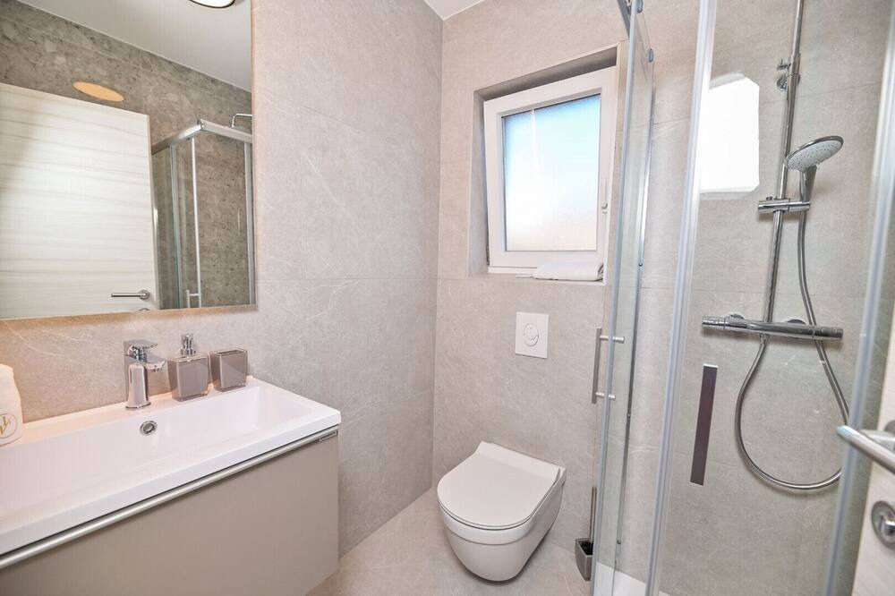 Photo of Bathroom in Silo