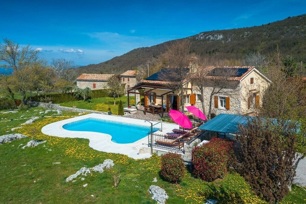 Photo of Outdoor in Lupoglav