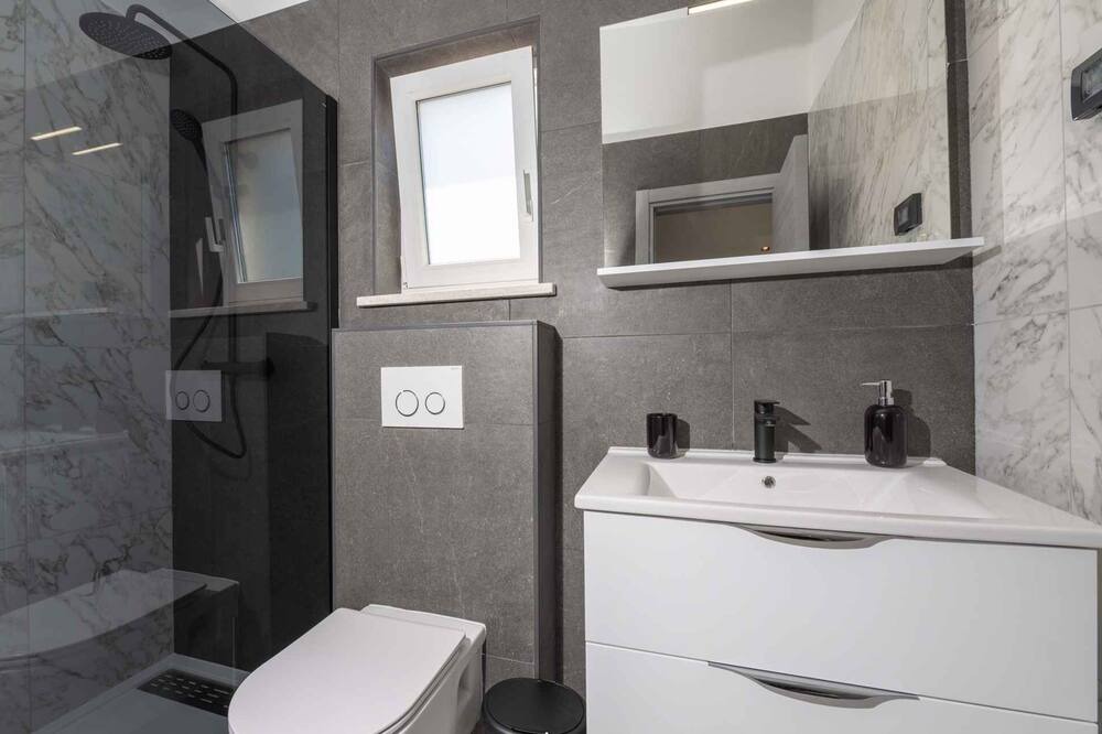 Photo of Bathroom in Salakovci