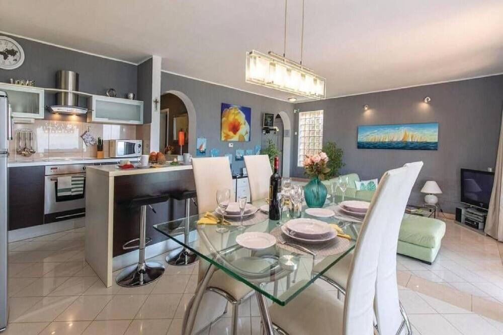 Photo of Livingroom in Smrika