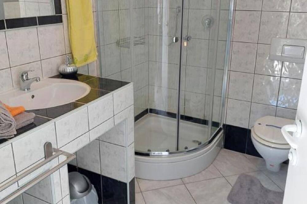 Photo of Bathroom in Smrika