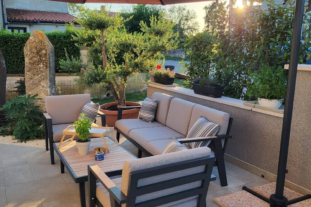 Photo of Patio Balcony in Belavici