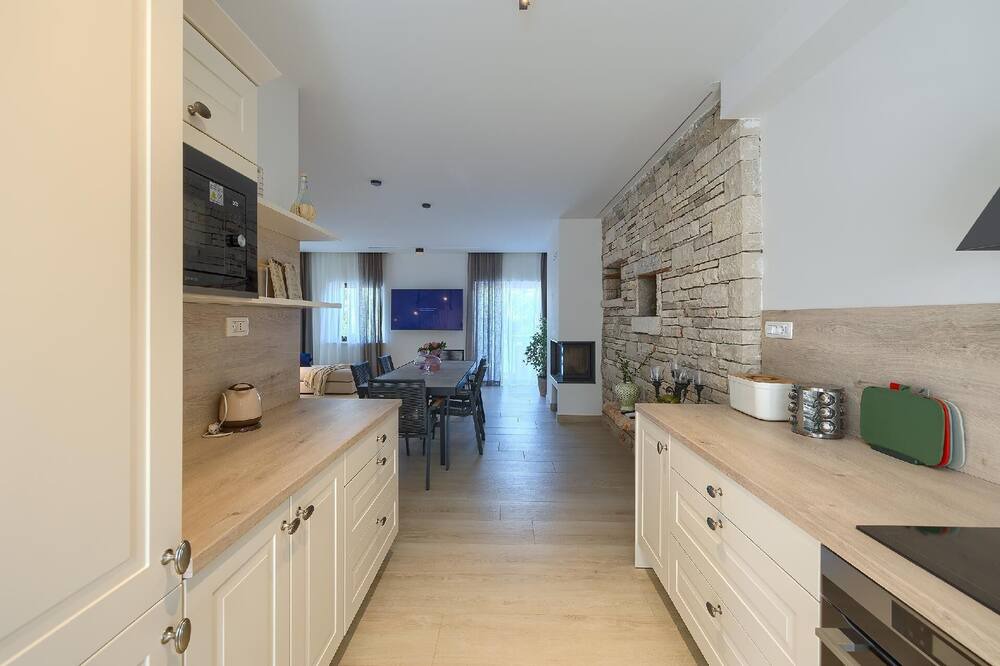 Photo of Kitchen in Belavici