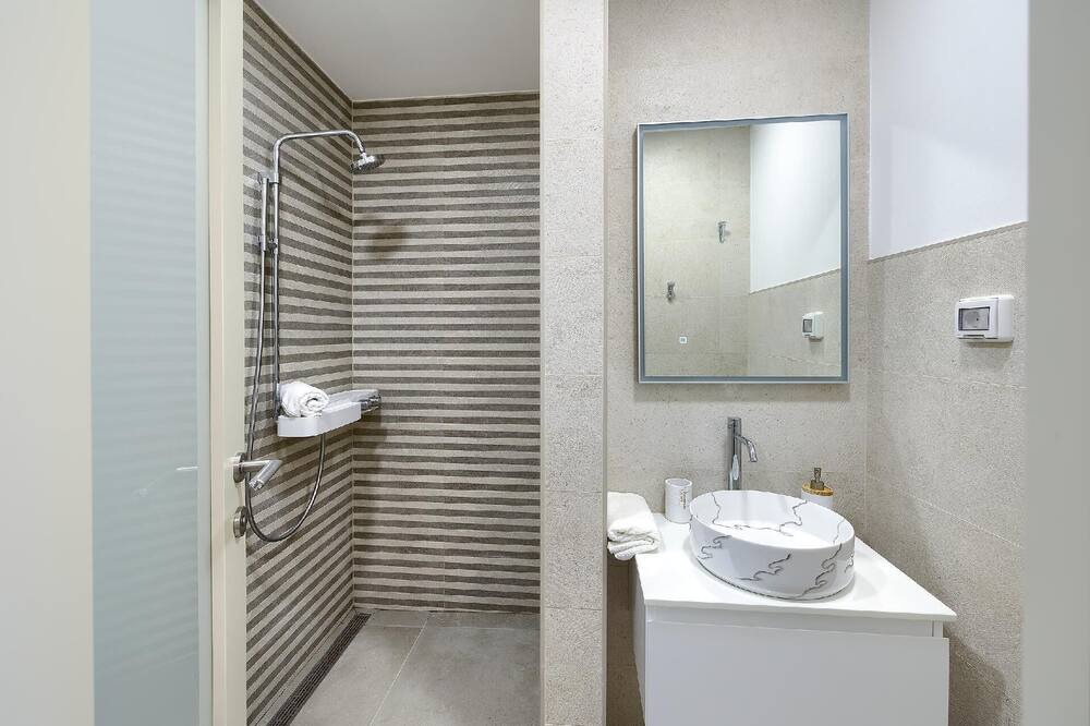 Photo of Bathroom in Belavici