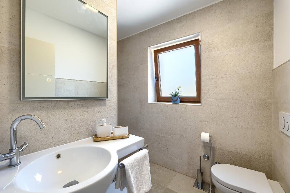 Photo of Bathroom in Belavici