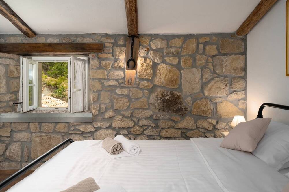 Photo of Bedroom in Ripenda Verbanci