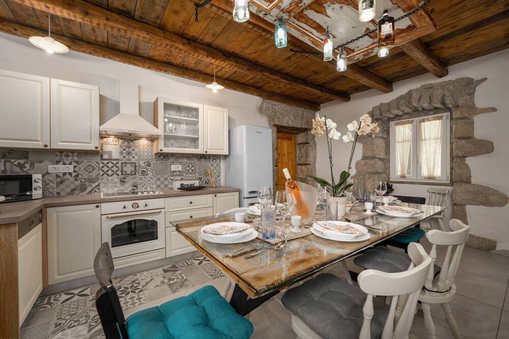 Photo of Kitchen in Ripenda Verbanci