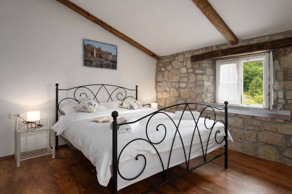 Photo of Bedroom in Ripenda Verbanci