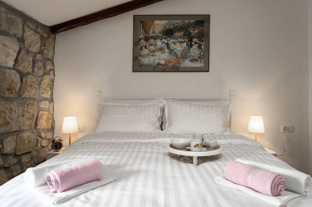 Photo of Bedroom in Ripenda Verbanci