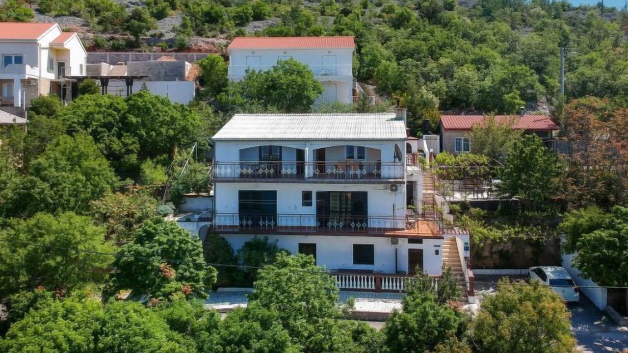 Photo of Outdoor in Vratarusa
