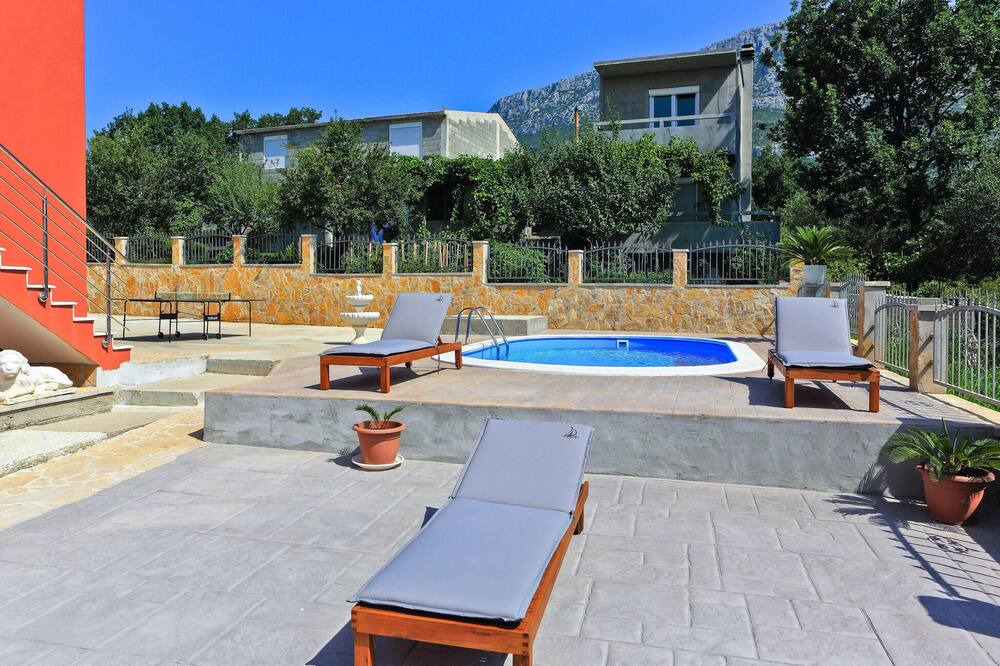 Photo of Outdoor in Kastel Sucurac