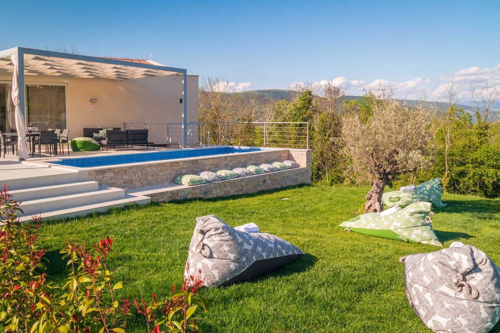 Photo of Outdoor in Brkac