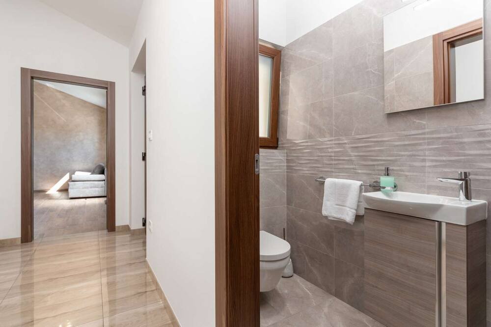 Photo of Bedroom in Draguc