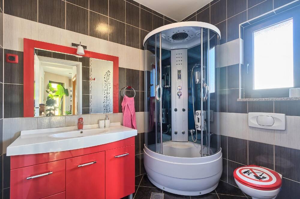 Photo of Bathroom in Orbanici