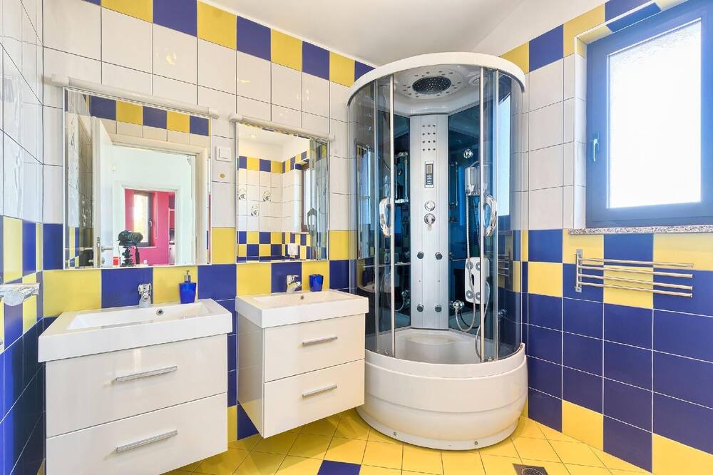 Photo of Bathroom in Orbanici